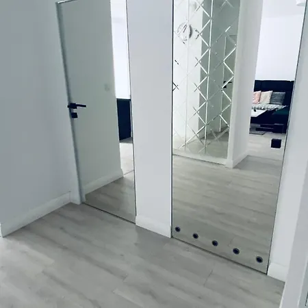 Lägenhet Apartament Na Starym Miescie I *